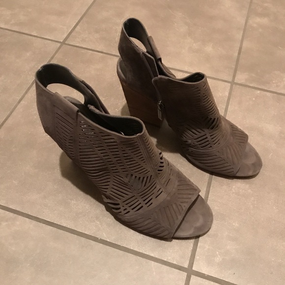 Vince Camuto Kimora Suede Booties - Picture 2 of 7